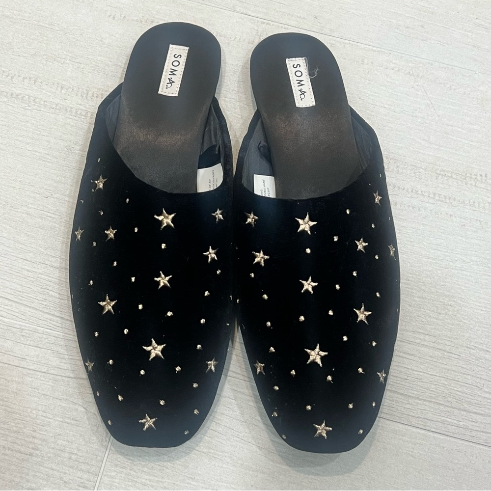 Soma Black Velvet Star Embroidered Slipper Mules Size 9